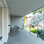 Διαμέρισμα 5o5 Deluxe By Oneapartments
